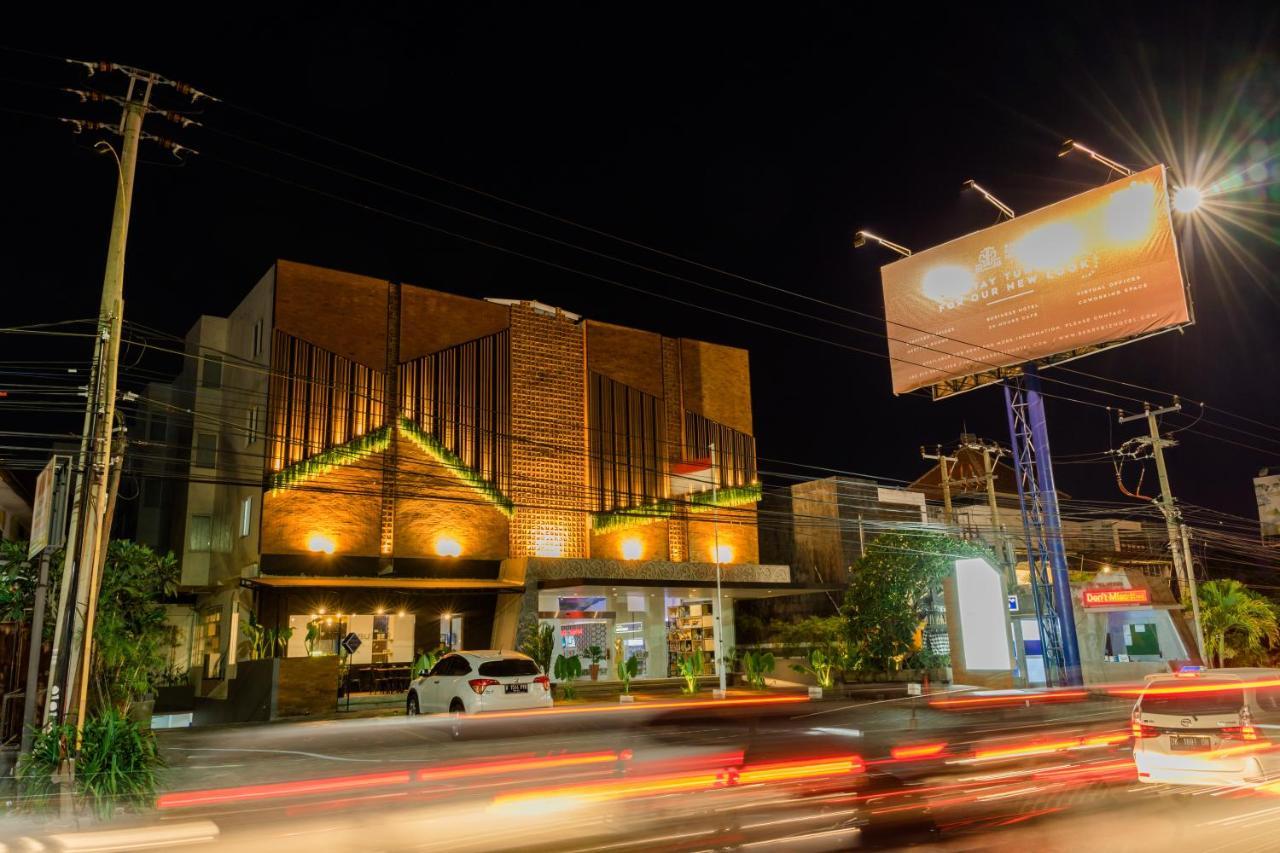 Berry Biz Hotel Sunset Road Seminyak Exteriér fotografie
